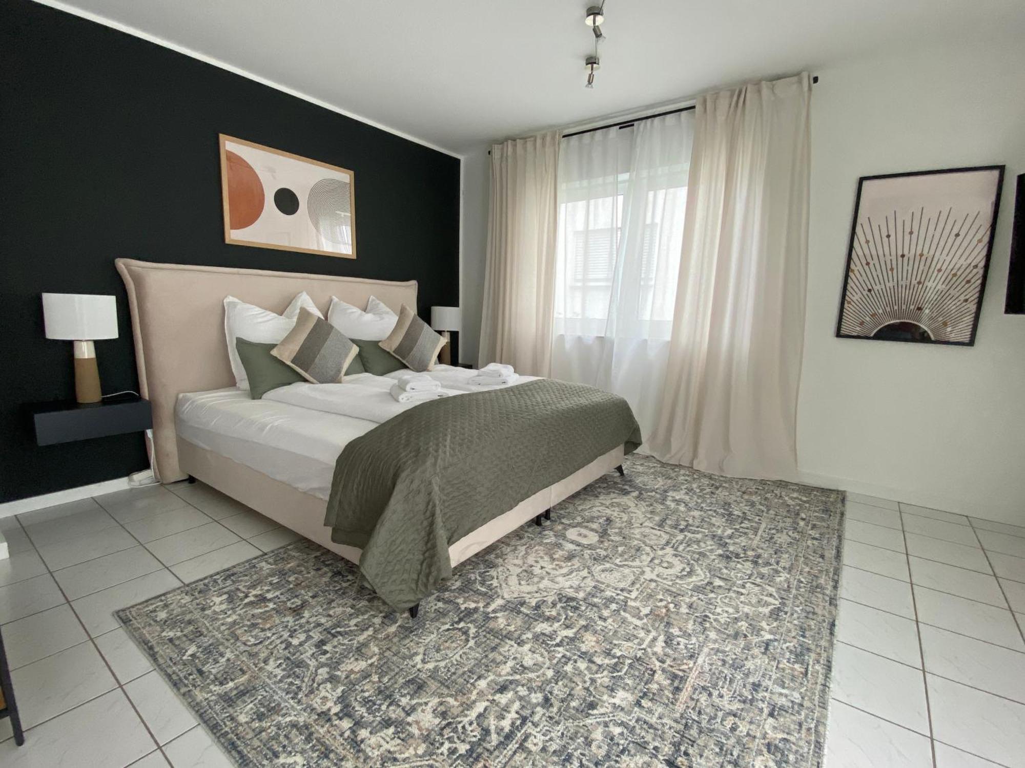 Moderne Wohnung Mit Terrasse & Parkplatz; Naehe Bwzk & Amazon 科布倫茨 外观 照片